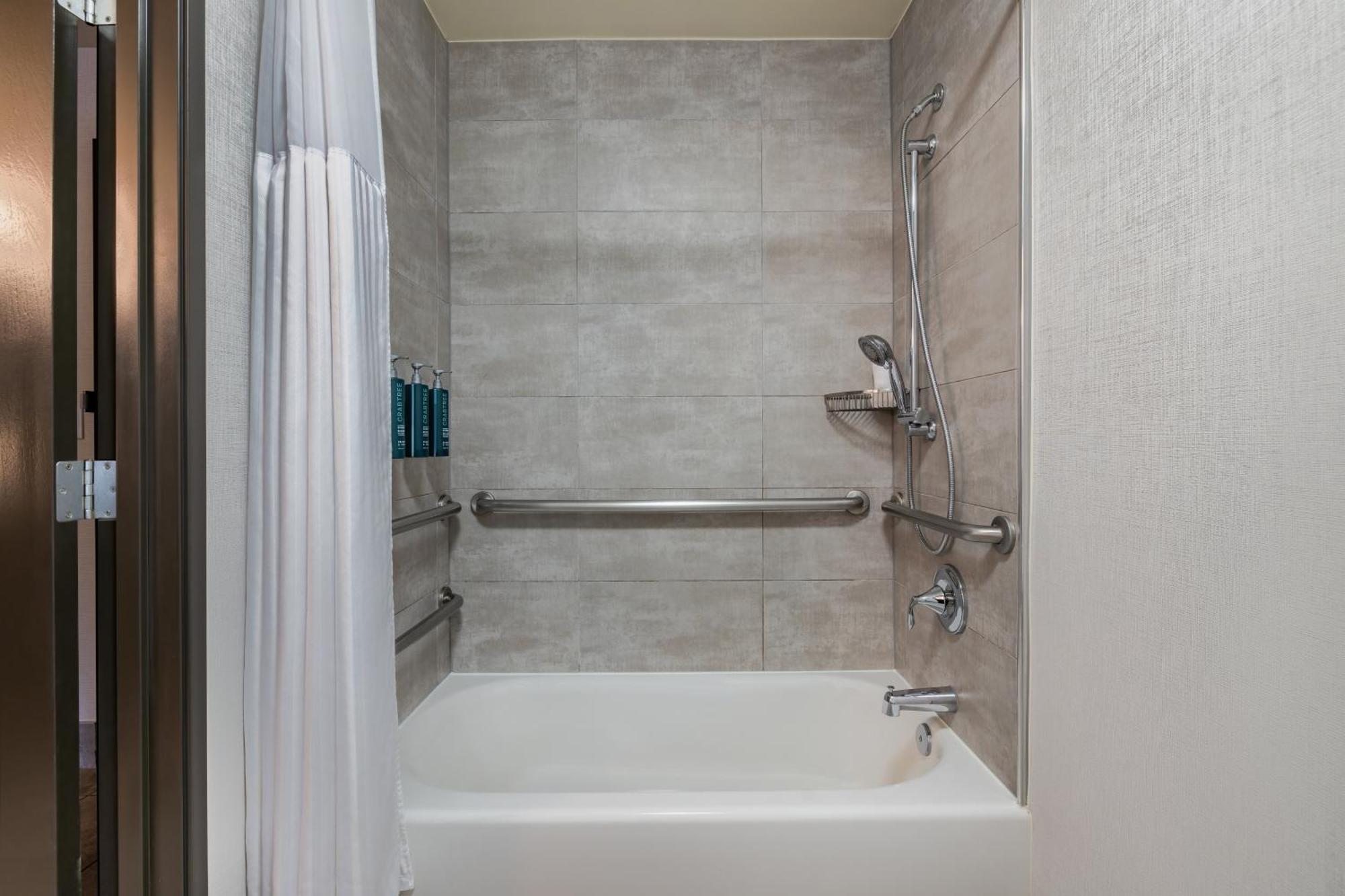 Hotel The Newberry Bend, Tapestry Collection By Hilton 4*