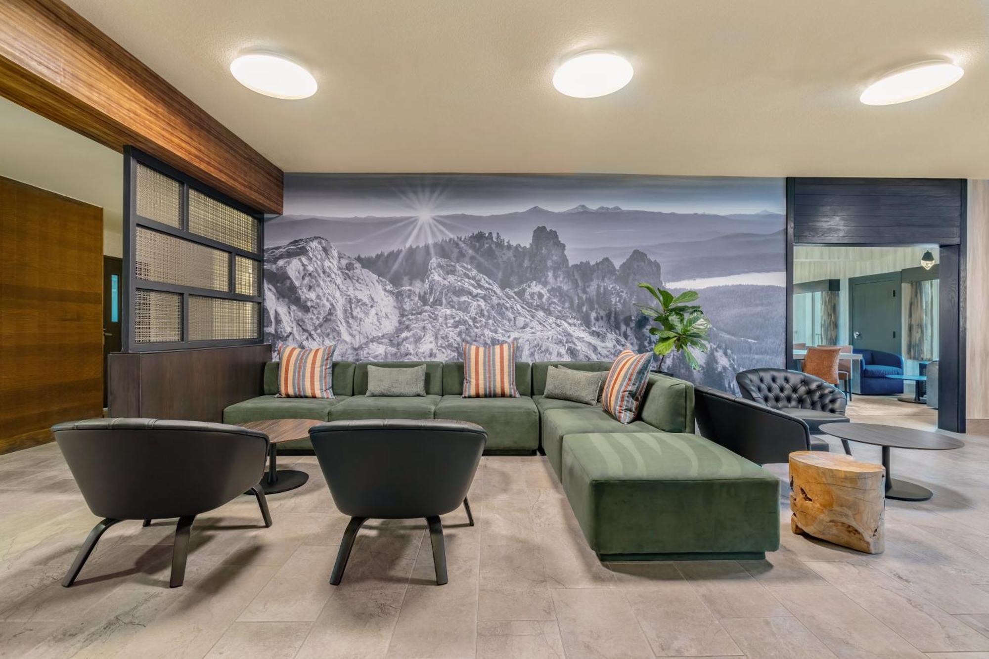 Hotel The Newberry Bend, Tapestry Collection By Hilton 4*