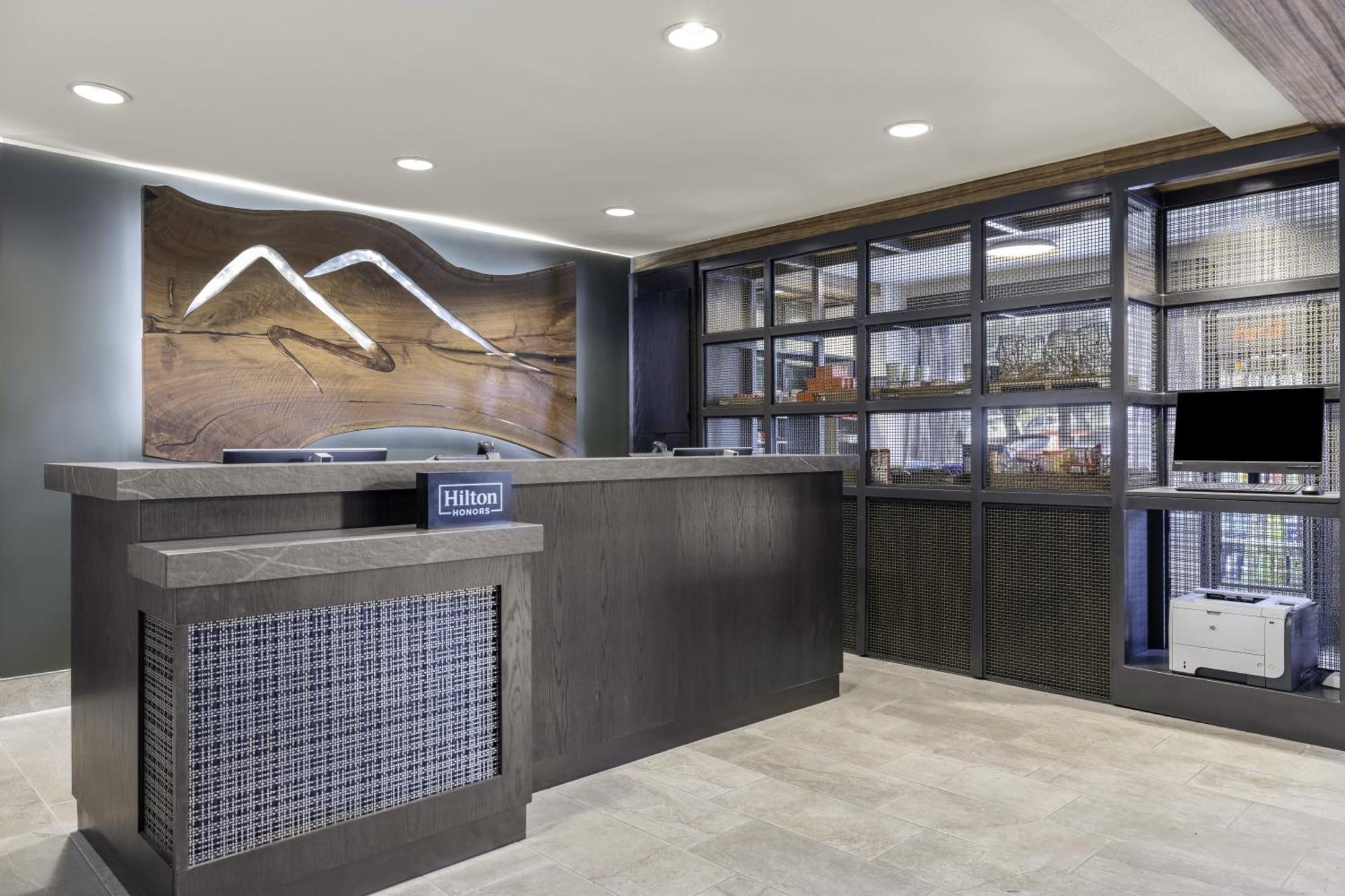 The Newberry Bend, Tapestry Collection By Hilton Hotel 4*